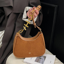 高级质感磨砂链条腋下包包女2026春季新款时尚通勤单肩凯莉包批发