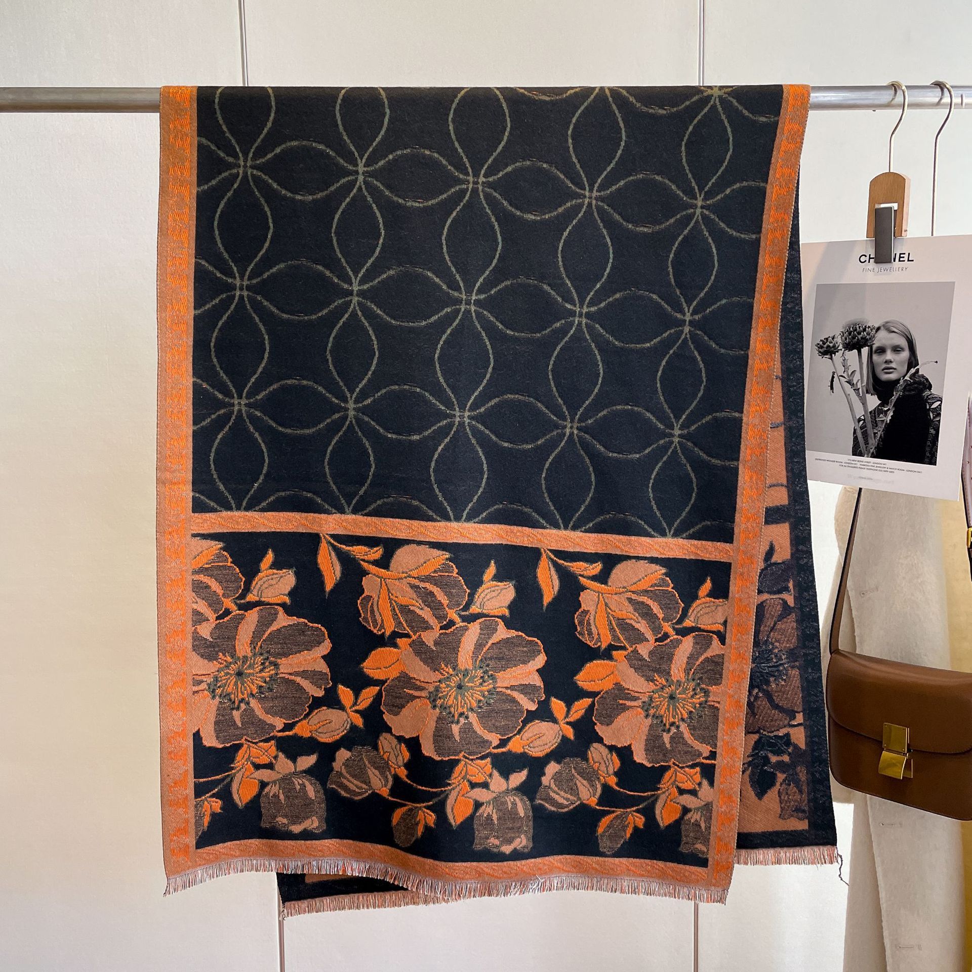 Moda de comercio exterior estampado floral barba corta con aire acondicionado mantón Otoño e Invierno Nueva Cachemira-como bufanda borla caliente para las mujeres