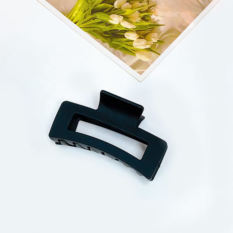 8.5cm square-black
