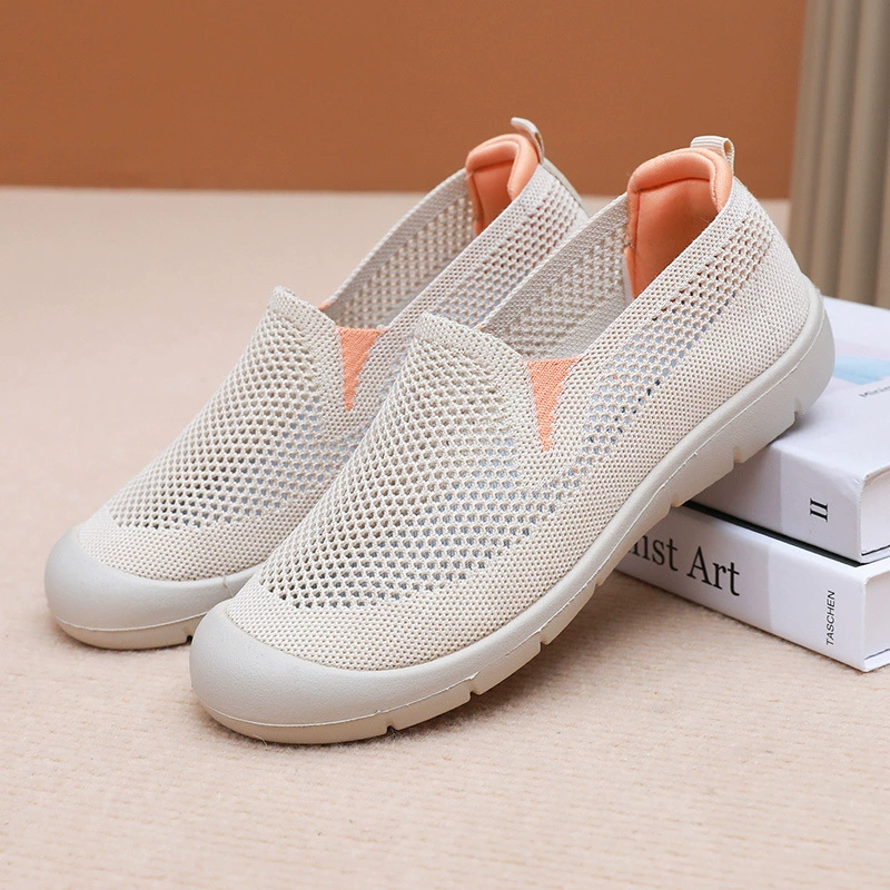 Новые летние старые пекинские туфли из ткани женские туфли дышащие повседневные кроссовки среднего и пожилого возраста с полой сеткой на мягкой подошве туфли мамы