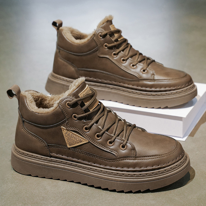 Zapatos masculinos en invierno con terciopelo para mantener el calor botas Martin ropa de trabajo masculina tendencia de zapatos de cuero 100 zapatos de algodón casual botas cortas zapatos de moda image 5