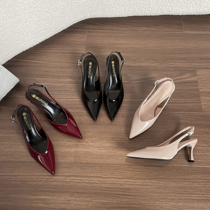 Sandalias de puntera sexy burdeos para mujer con cinturón de trazo trasero de charol todo fósforo sandalias de punta vacía para mujer