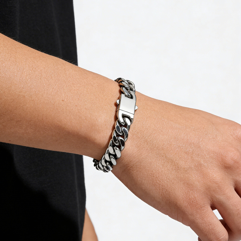 European and American Trendy Men's Titanium Steel Cuban Chain Bracelet, 18K Gold Electroplated, Non-Fading, Simple, High Street Versatile Accessory European and American Trendy Men's Titanium Steel Cuban Chain Bracelet, 18K Gold Electroplated, Non-Fading, Simple, High Street Versatile Accessory