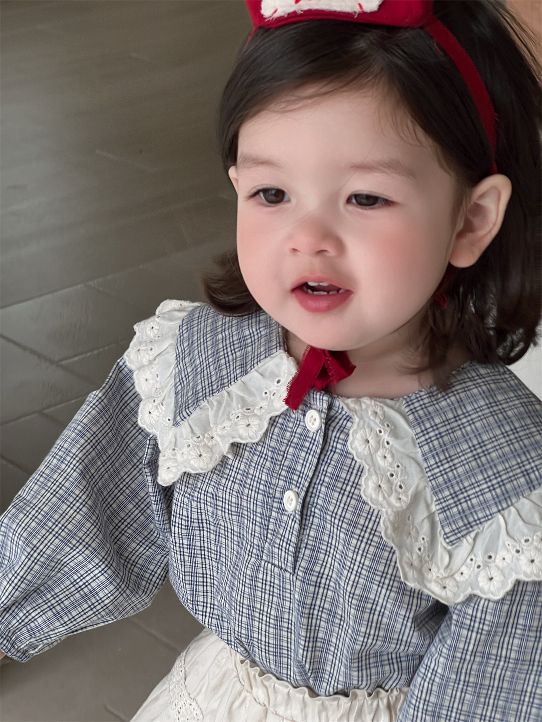 Ropa infantil 2026 primavera nueva ropa infantil coreana de niñas camisa de muñeca de encaje con solapa bolsas de ropa de bebé image 7
