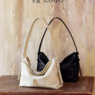 ����ͬ��BAMPO���¾d�d����Ů��̖�^��ţƤ���ذ�ͨ��б��hobo��