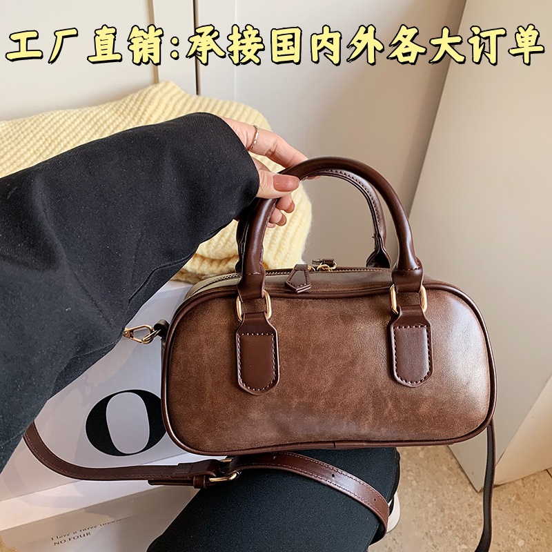 Cross-Border Women's Handbag 2026 New Trend Retro Versatile Shoulder Bag Commuter Crossbody Bag