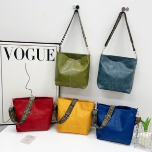 Capacious shoulder bag, summer retro one-shoulder bag, high-end