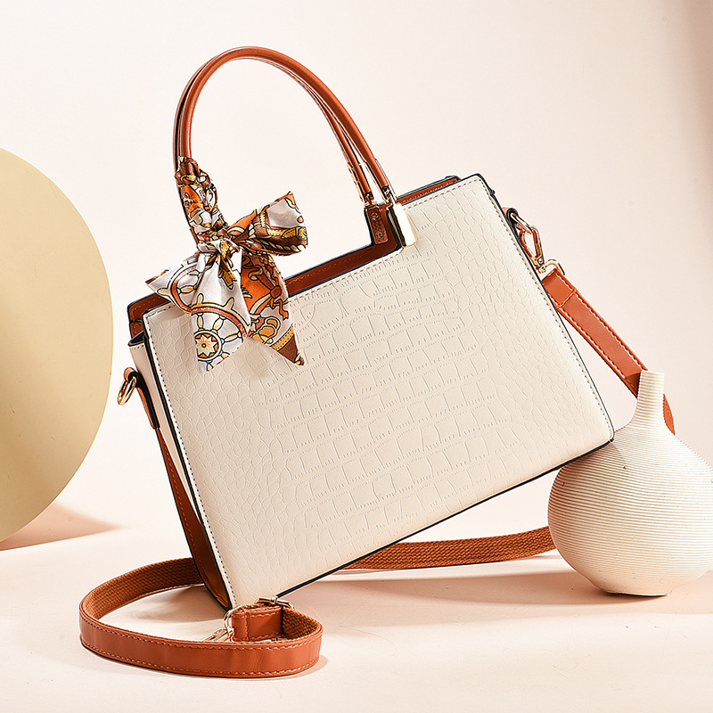 Regalo del día de la madre Bolso de mujer de mediana edad 2025 nuevo bolso de mensajero bolso de madre de mujer de mediana edad de gran capacidad
