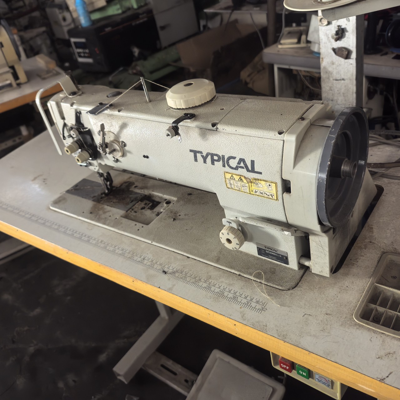 标准牌GC20676 双针针杆离合式综合送料平缝机 皮革厚料用双针机