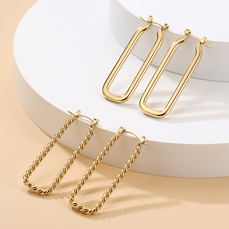 Solid Color Pattern Women'S Gender 1 Pair Simple Style Solid Color Stainless Steel Plating 18k Gold Plated Earrings