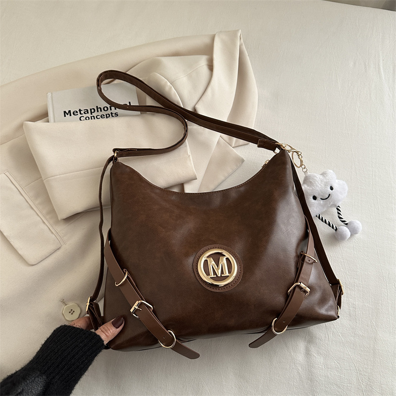 Marrón sin colgante