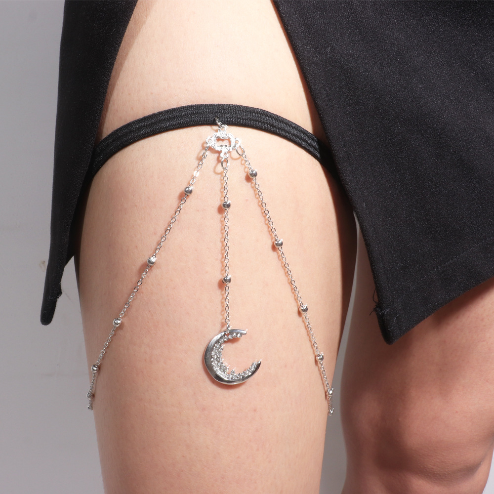 Bodychain Sexy Rhinestone Moon Pendant For Women Unique Accessory_voghion.com