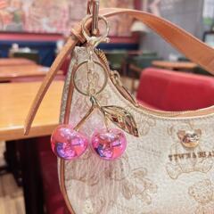 跨境热卖轻奢亮色大樱桃钥匙扣小众甜美包包挂饰礼品少女背包挂件