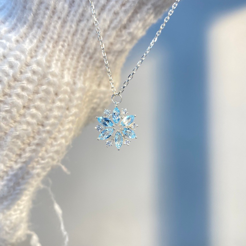 12g Weight Zircon Inlay Material Pendant Necklace, Necklace Classification Snowflake Copper Simple Style Copper Pendant Necklace Necklace