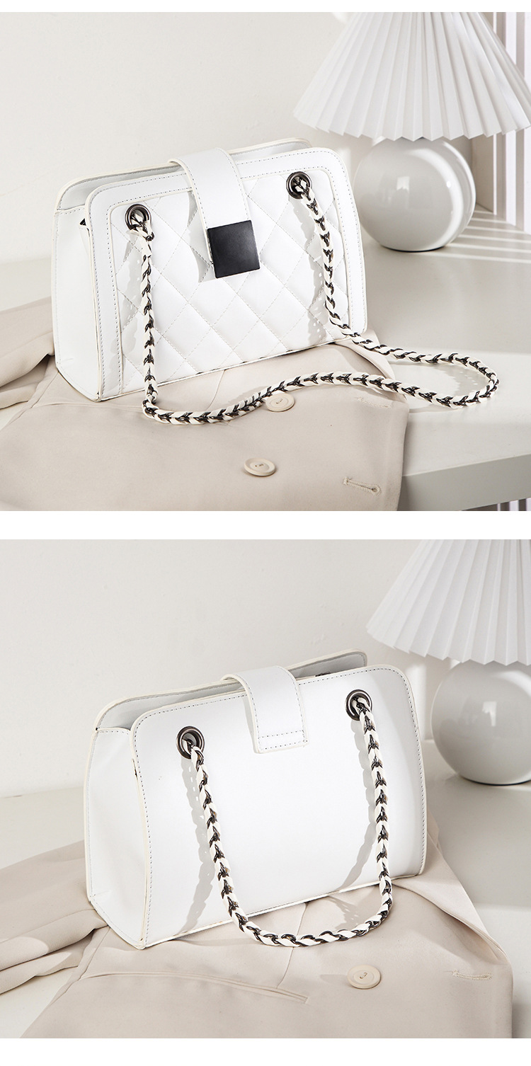 Elegant, Classic Style Style Women's Medium Pu Leather Solid Color Lingge Elegant Classic Style Zipper Shoulder Bag