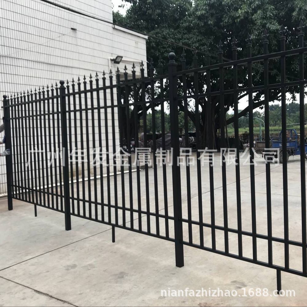 小区别墅围栏 热镀锌铁艺护栏 庭院隔离栅栏工厂围墙栏杆