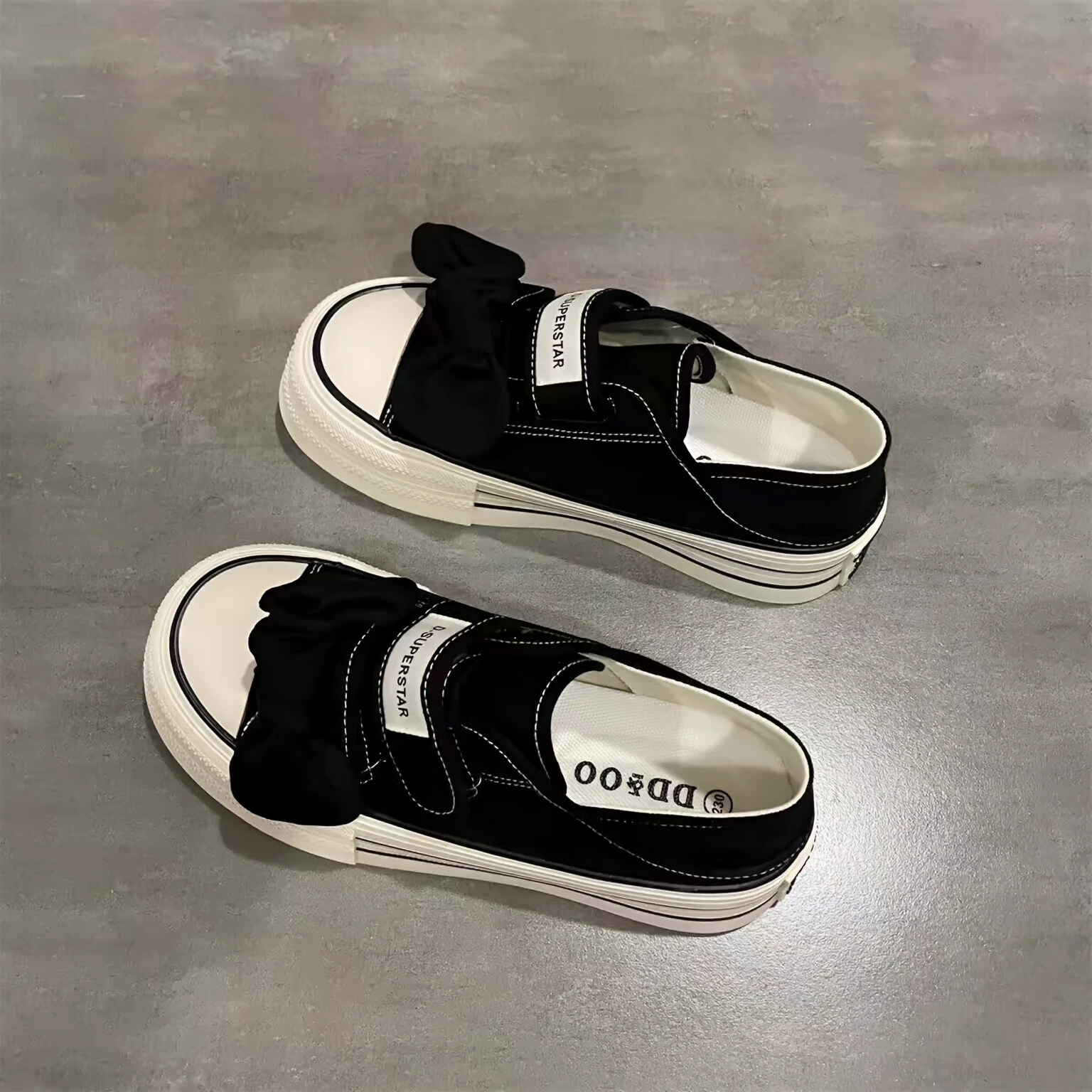 Черная обувь на холсте Женская 2024 осень новая тонкая дышащая, может наступать на полупапки для детей, толстая подошва повседневная обувь