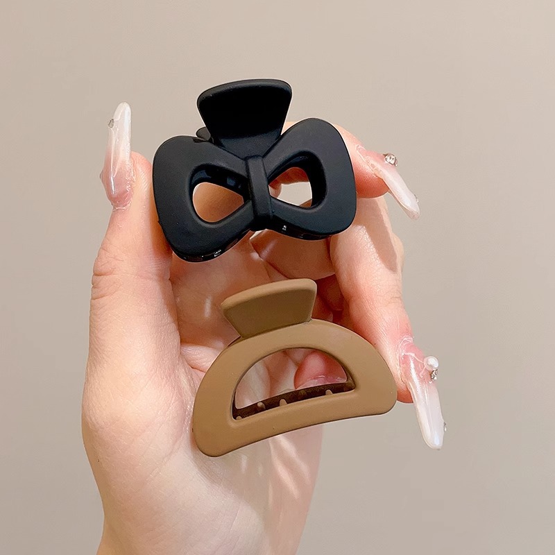 Acrílico pequeño clip de agarre para mujeres 2025 nuevo clip de alta sensación tocado de cola de caballo alto fijo artefacto clip de cabello clip de cabello