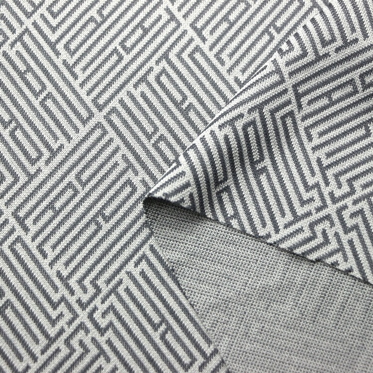 Knitted double-sided quick dry labyrinth