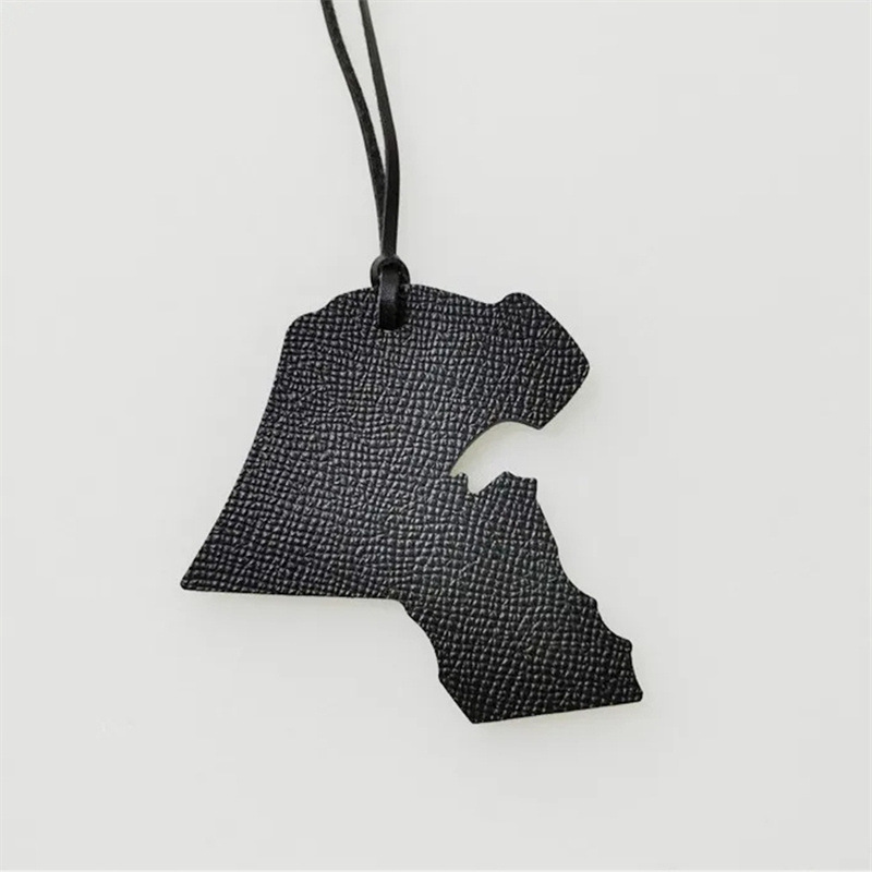 Map-shaped Leather Handbag Pendant 30 O1CN01JJcpfc1d6Ew30gVay !!2207614883686 0 cib