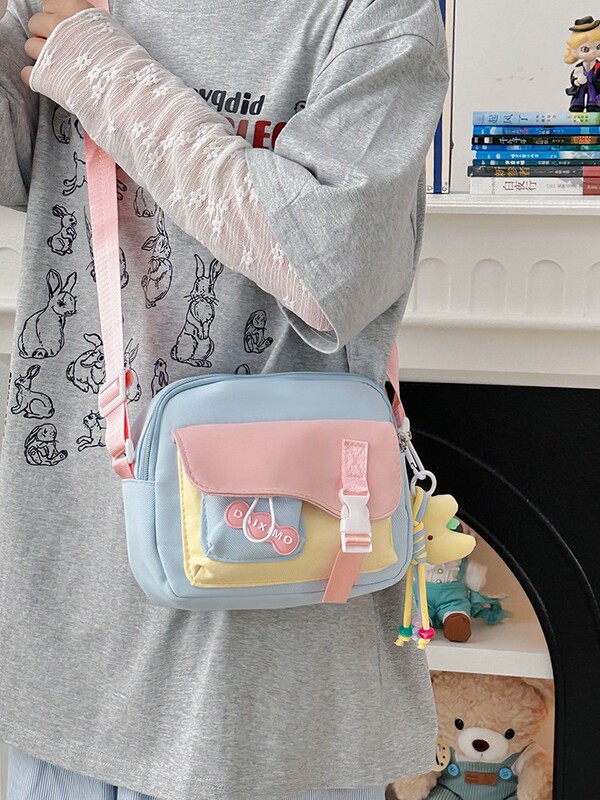 キャンディーカラーの女性用小さなバッグ、かわいい日本の柔らかい女の子の学生ショルダーバッグ、インターネットセレブモデル、甘い森ガールクロスボディバッグ|undefined