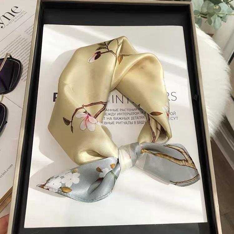 2023 new Chinese style elegant Mulberry silk small scarf versatile silk small square scarf spring and autumn thin neck protection scarf for women