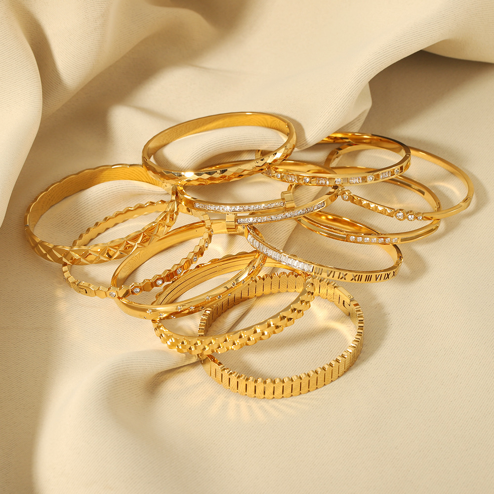 Hot Sale New Zircon Bracelet Roman Numeral Rhombus Jewelry Pentagram Stainless Steel Plated Real Gold Jewelry_voghion.com