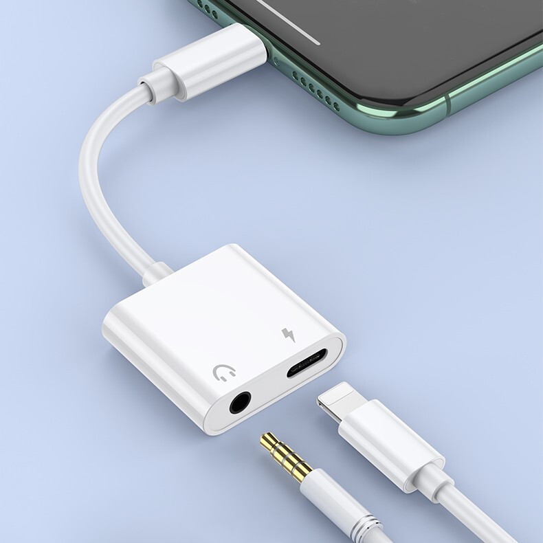 3.5mm to lightning headset audio adapter cable two-in-one adapter for Apple mobile phone adapter 3.5mm to lightning headset audio adapter cable two-in-one adapter for Apple mobile phone adapter