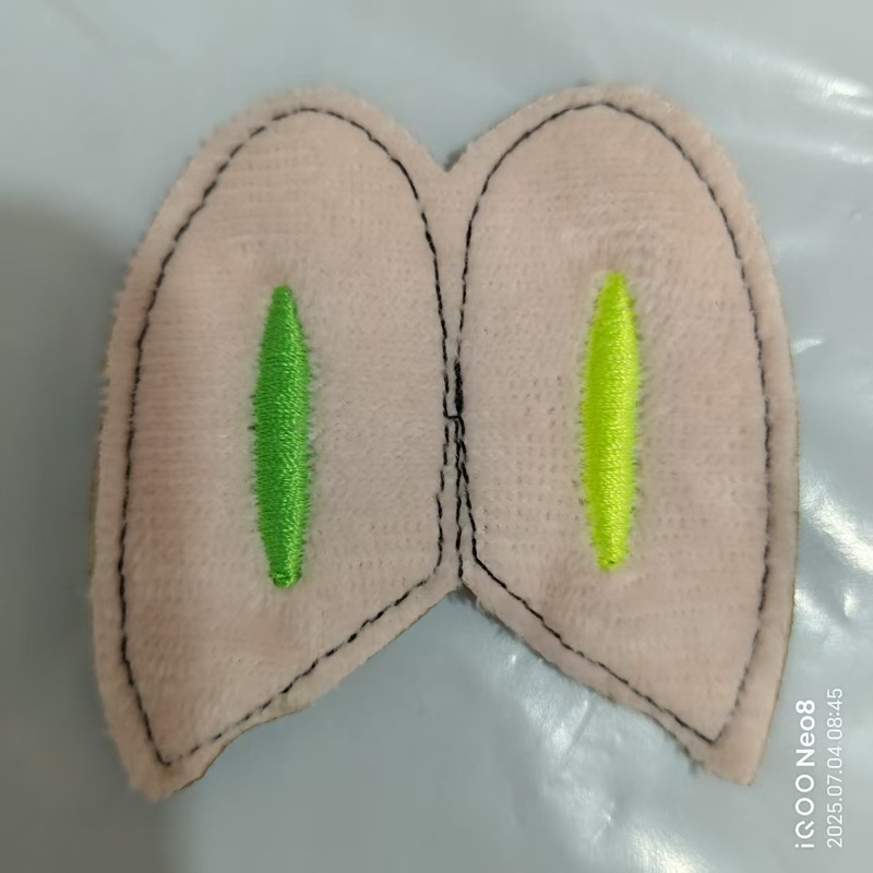 絶妙なバブルマートぬいぐるみスタイルの刺繍耳コンピュータ刺繍布ステッカーアクセサリー工場直接承認供給|undefined