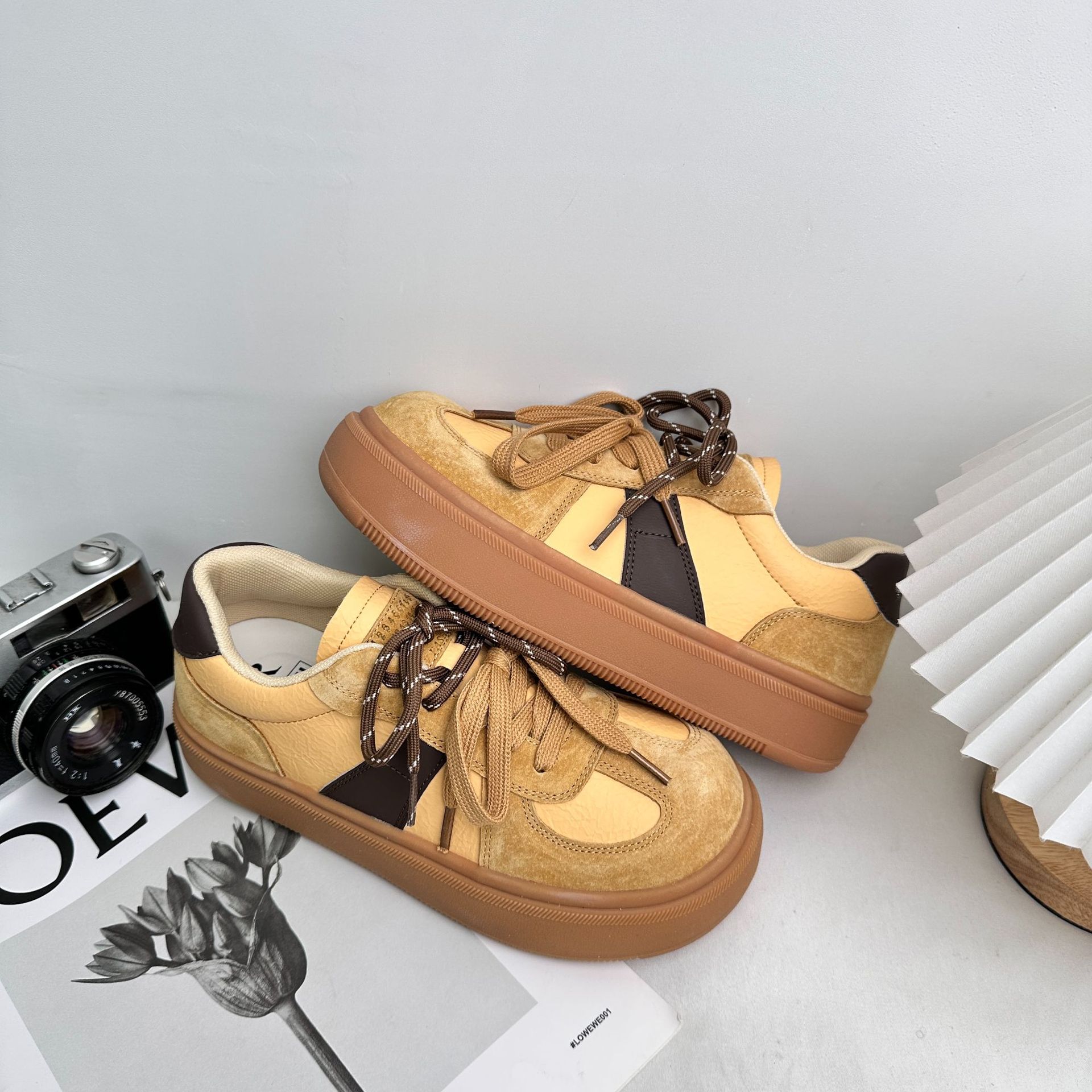 XY-A500 zapatos de deporte de plataforma alta zapatos de mujer 2025 primavera nuevo estilo Cabi Bala cabeza cuadrada zapatos de mujer casuales de nicho