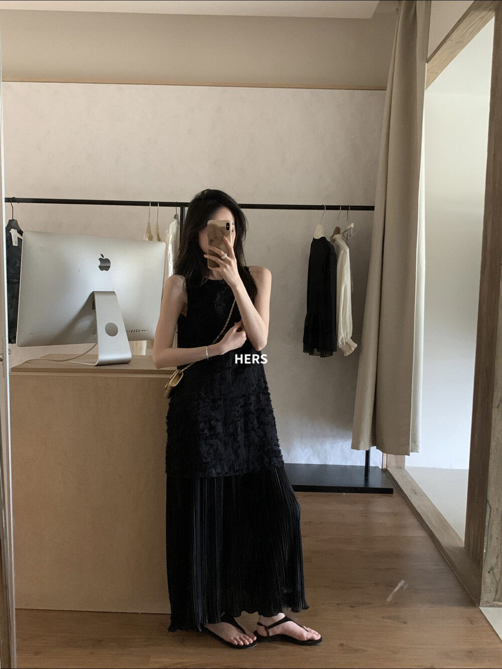 Đầm maxi nữ thắt eo cổ tròn không tay ren phối quý phái — màu đen, màu trắng chi tiết 7
