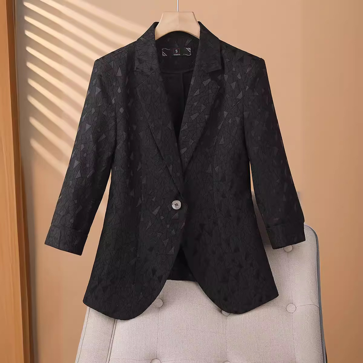 Spring elegant fitted short classic suit jacket