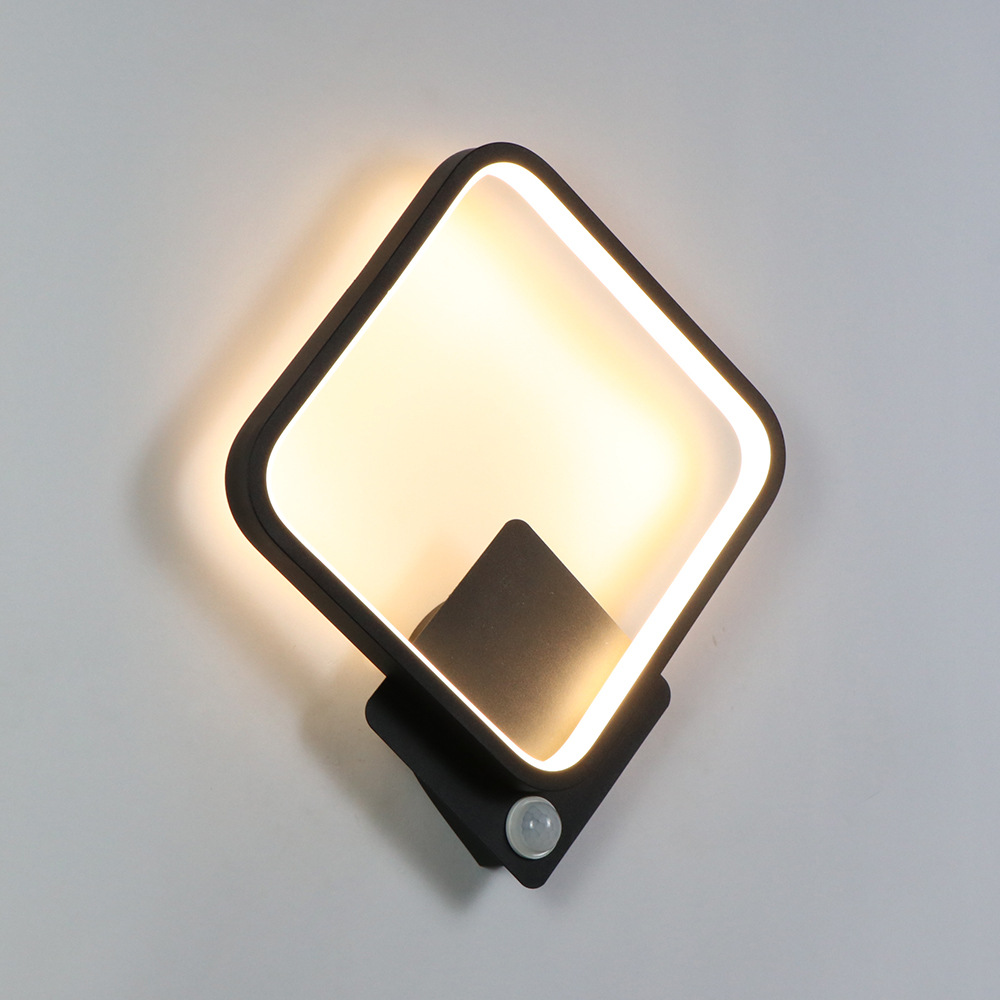 Inducción cuadrada pequeña lámpara de pared simple dormitorio moderno cabezal de cama sala de estar pasillo pared de fondo creativa lámpara de escalera