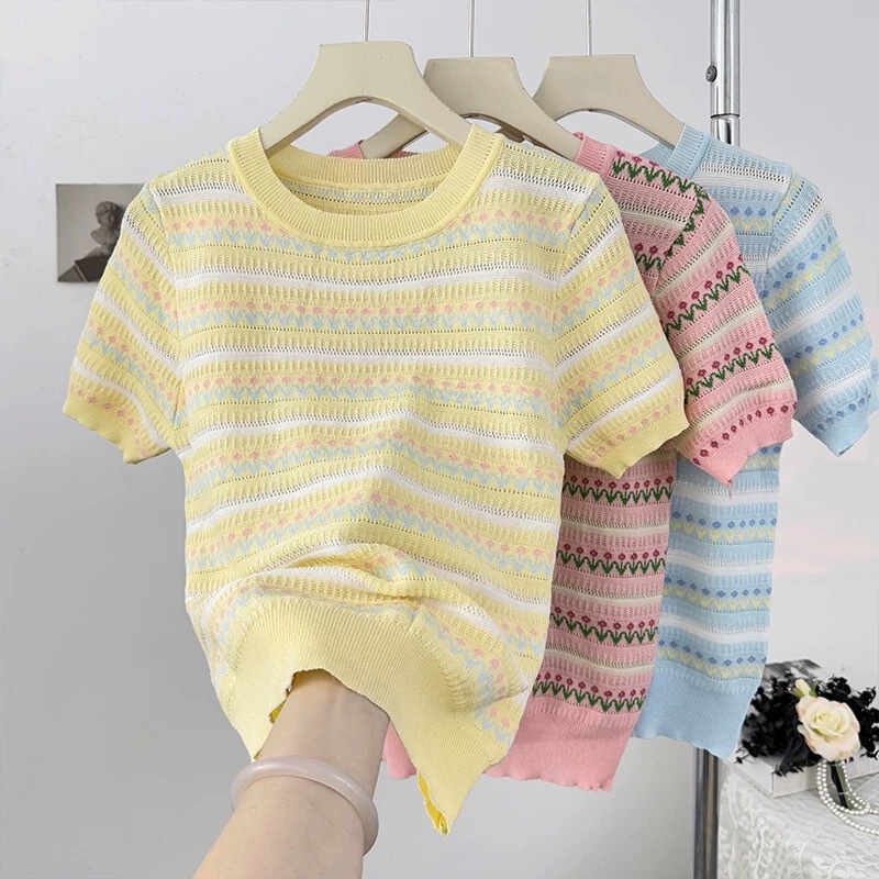 Dopamine Girly Round Neck Short-Sleeved Sweater for Women Summer Age-Reducing Rainbow Stripes Slimming Women's Tops