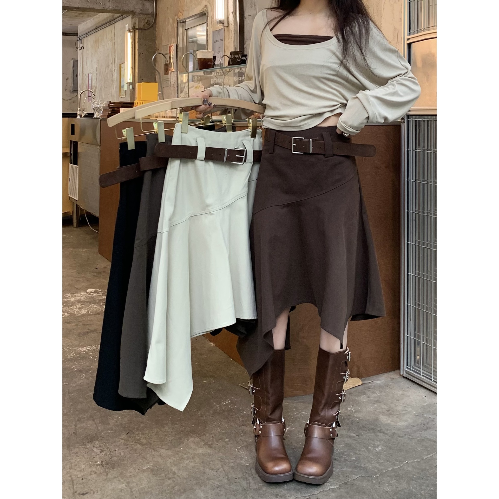 Retro autumn design skirt