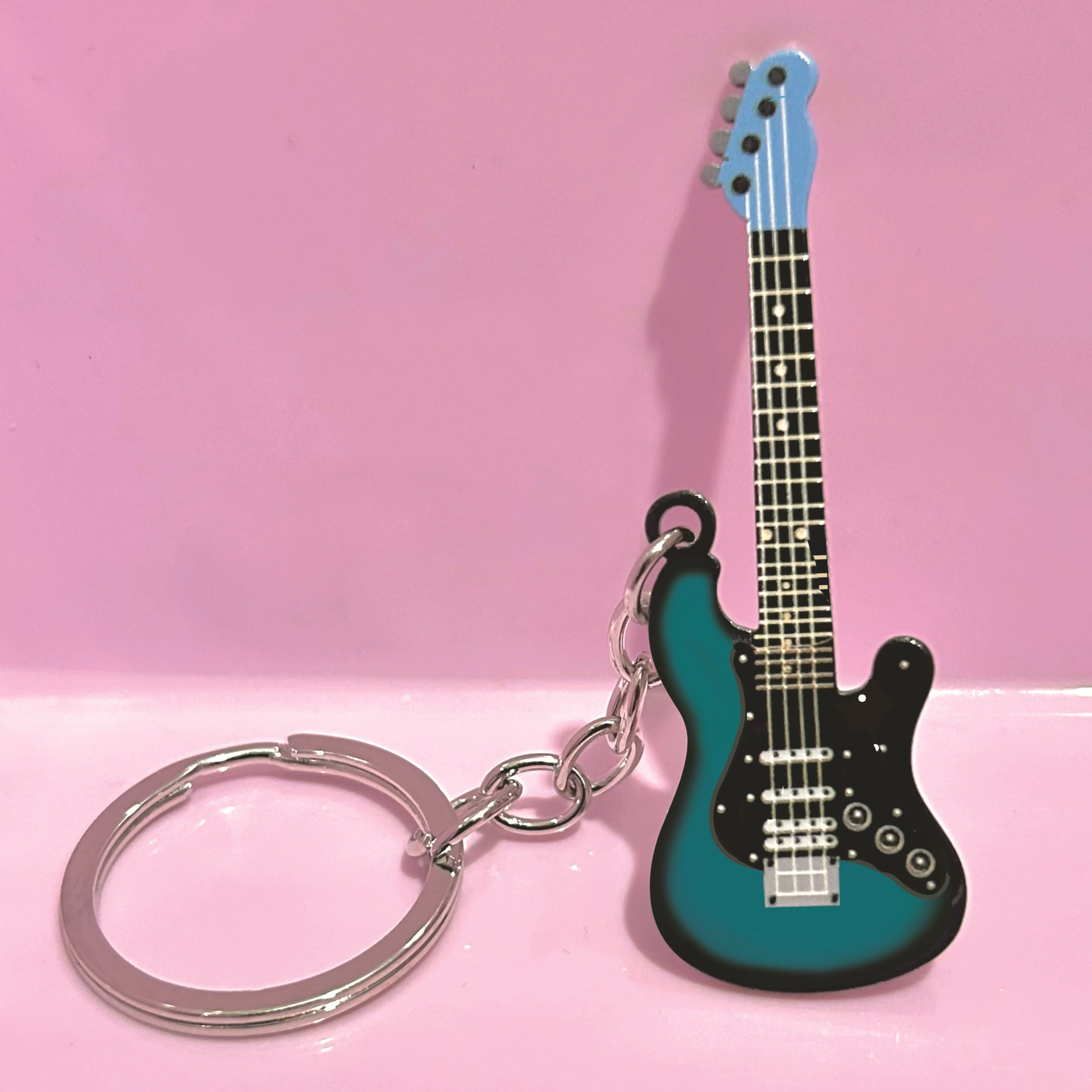 Брелок-ключ guitar, подвеска из нержавеющей стали, стиль хип-хоп/европейский, многоцветный