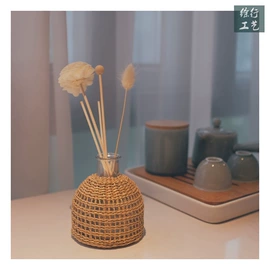 女士手提包;装饰花瓶;植物工艺品