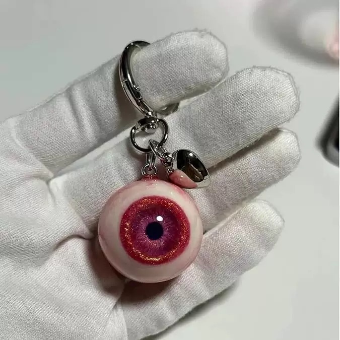 亚马逊新款饰品心形挂件万圣节眼睛钥匙扣欧美哥特风树脂恶魔之眼|undefined