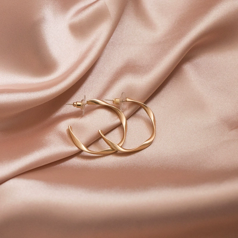 High-end mercerized satin cloth, soft solid color background cloth, jewelry, cosmetics, photography props, posing background