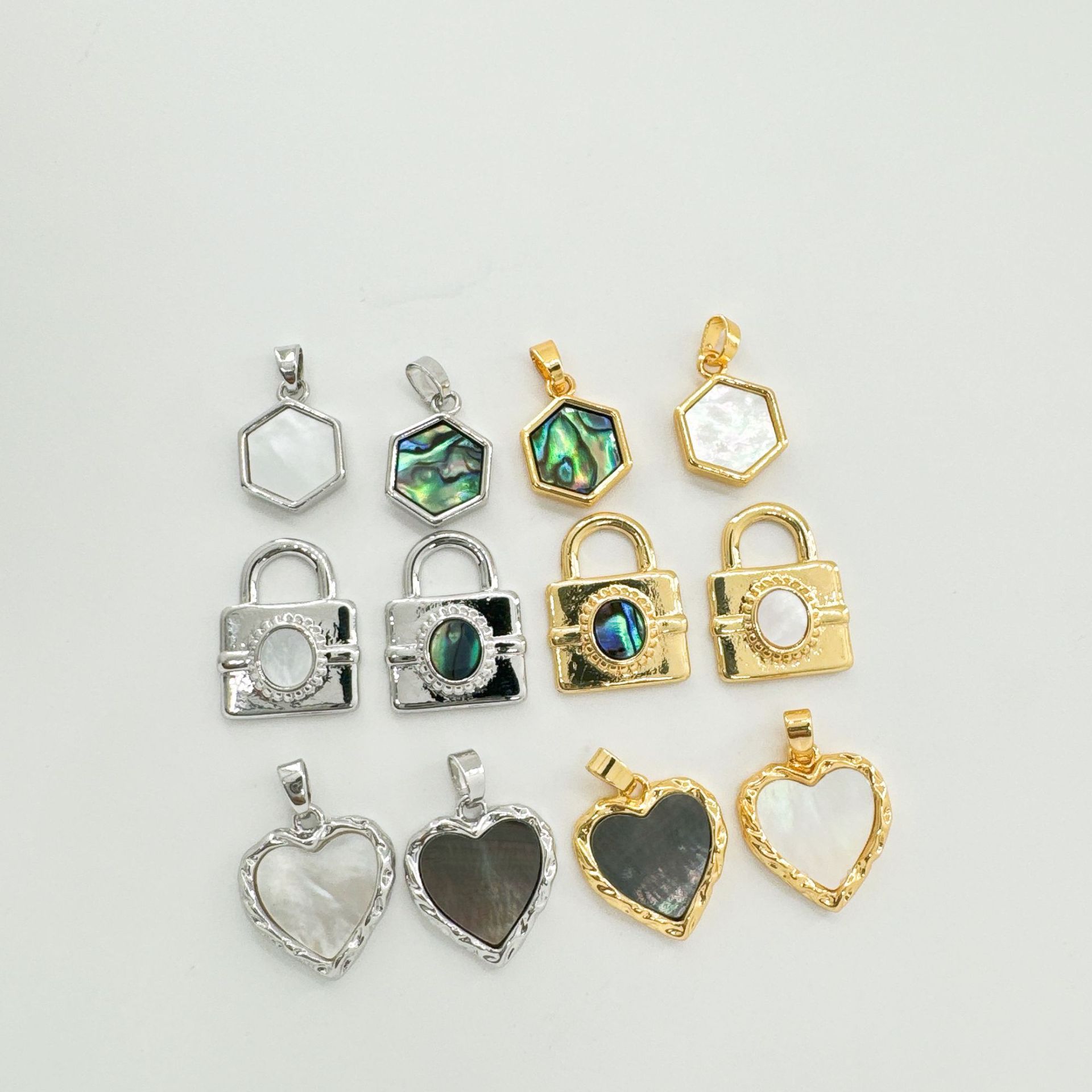 4g Weight 1 Piece Copper Shell Color Block Pendant