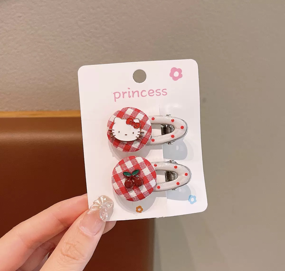 Niña KT clip para el cabello gato niño lindo Hello clip de boca de pato nuevo frente rojo en línea clip para el cabello bebé frange