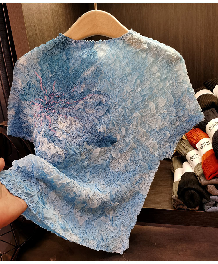 Áo thun nữ ngắn tay in họa tiết xếp ly thiết kế cao cấp — Màu xanh da trời, Màu đen, Màu tím, Xanh lông công chi tiết 34