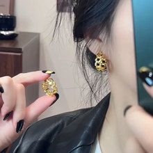 2025���¿�����L�ۿ۶��hŮ�����|С�������ٴ�׺�ȦȦ�r�ж��