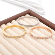 �䓸߼��֭h��荰�ؐ���CС���߼���ins�L�OӋ�в���ɫ�Ʒ���l