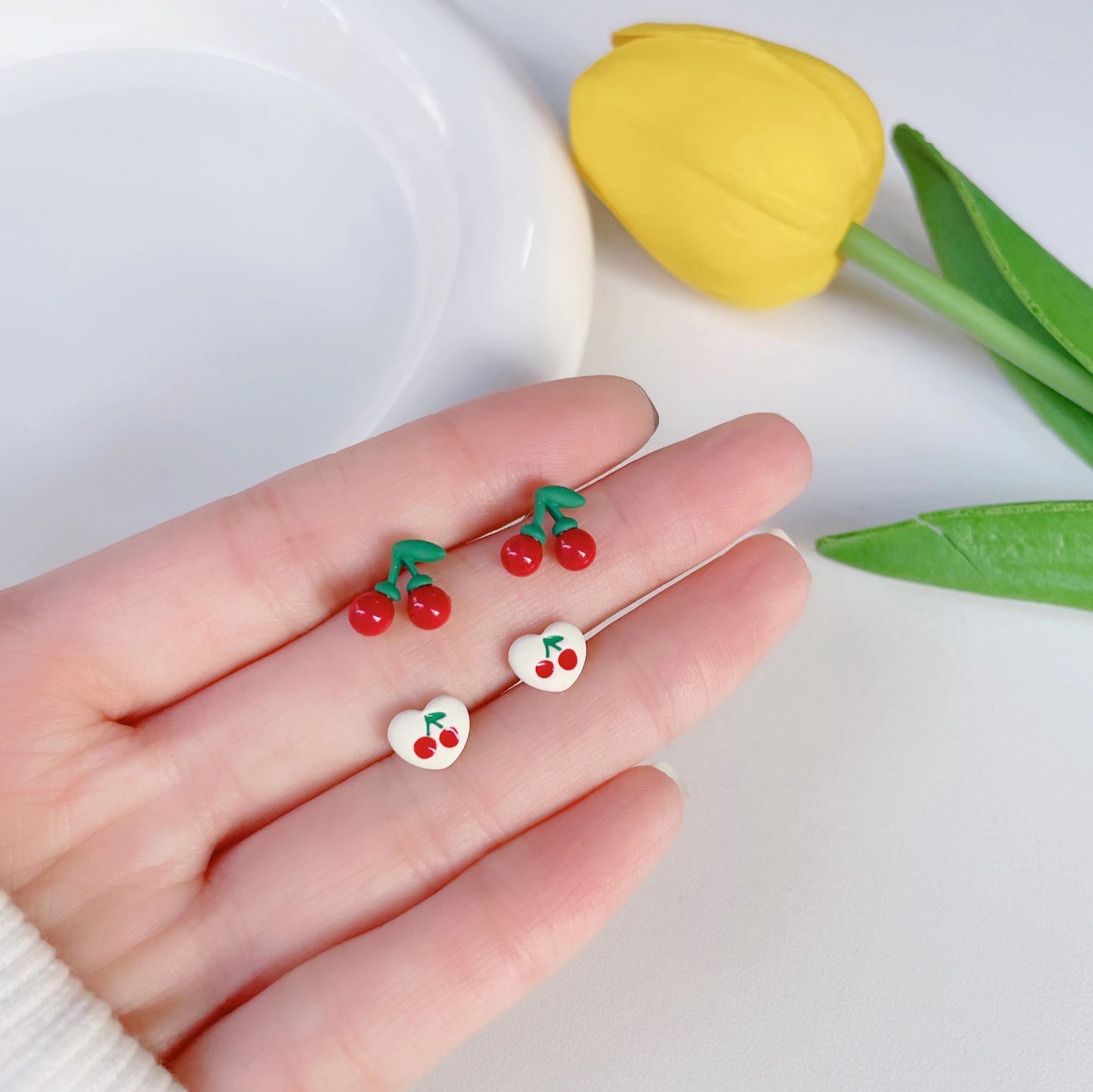 Ear Studs Classification 1 Set Quantity 1 Set Cute Sweet Cherry Bear Alloy Ear Studs