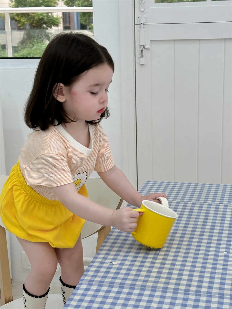 Baby verano delgado bolsas de niñas con un conjunto delgado 2025 ropa infantil coreana para niños con dos piezas