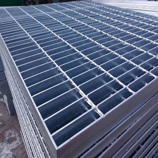 Qingdao drainage ditch cover plate steel grating maintenance platform stair T2 step heavy pressure welding galvanized steel grating