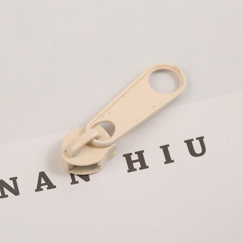 No. 5 fabricantes de cremallera de nylon nueva bolsa de maquillaje de color bolsas de lápiz gruesas cremallera al por mayor