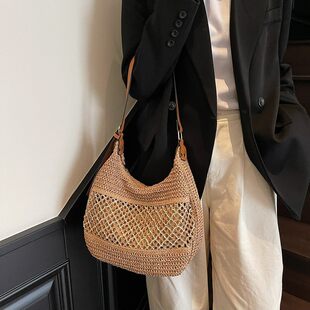 Universal straw capacious one-shoulder bag with zipper, beach shoulder bag