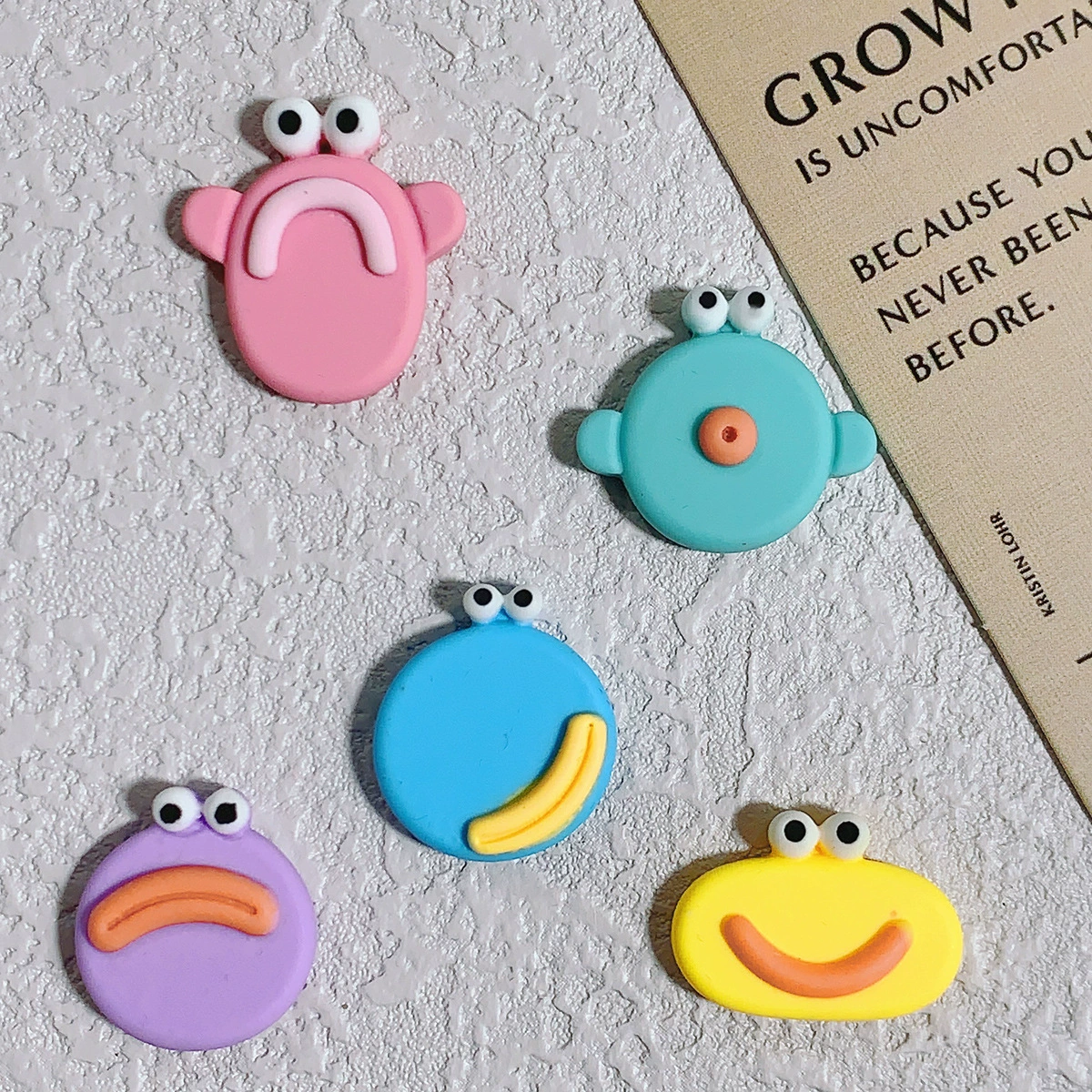 Новое забавное выражение маленький монстр Смола DIY Аксессуары Чехол для мобильного телефона DIY Аксессуары материал ручной работы головной убор наклейки на чашку для воды